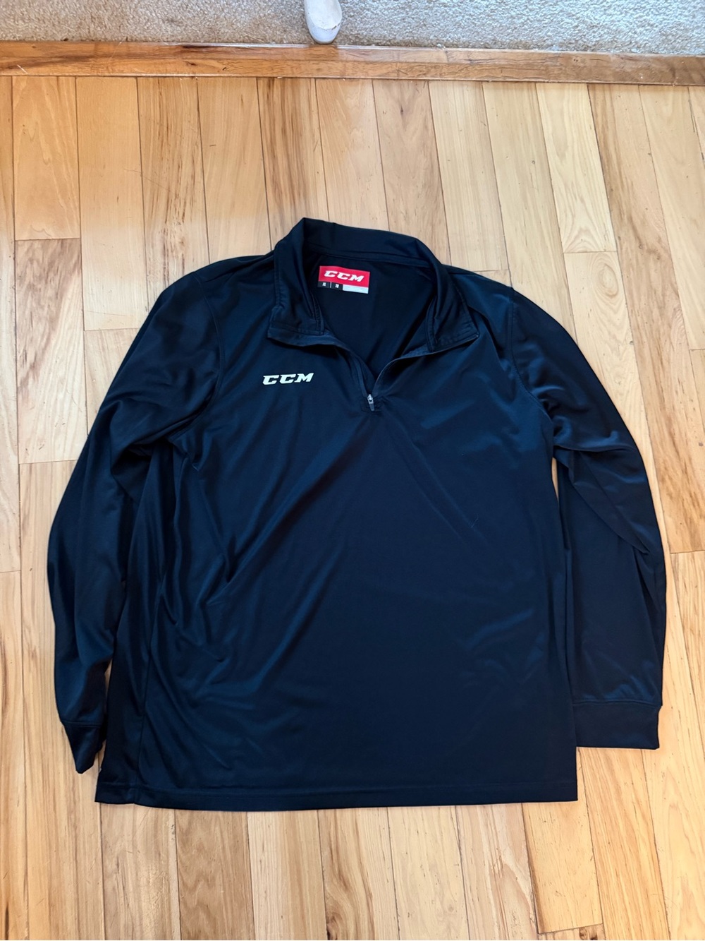 CCM Hockey Black Quarter-Zip Pullover Athletic Training Jacket - Men's Size XL